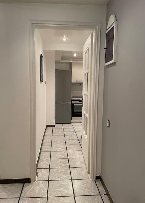 Appartement Urban Flat Next To Kalimarmaro à Athènes Extérieur photo